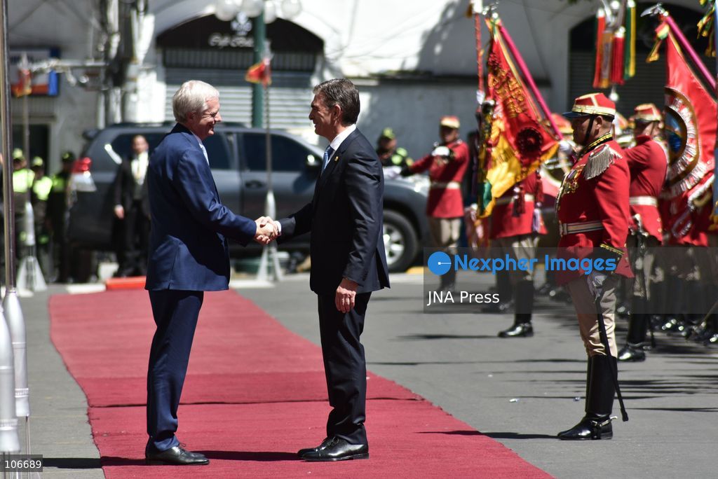 LA PAZ, BOLIVIA, OCTOBER 16, 2026: Chilean President José Antonio Kast (L) and Bolivian President Rodrigo Paz (R) wave outside the Government Palace during Kast’s state visit to Bolivia. The first such visit by a Chilean president in 71 years focuses on strengthening bilateral cooperation in trade, infrastructure and security. Photo by Rodwy Franz Cazon Barrios / JNA Press. (Photo by Rodwy Franz Cazon Barrios/JNA Press via Nexpher Images)
