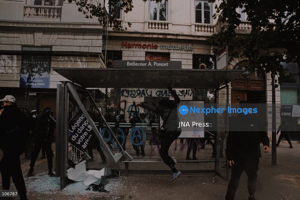 LYON, FRANCE, OCTOBER 17, 2026: Demonstrators clash with police at Place Bellecour in Lyon during nationwide protests against the high cost of living. Police use tear gas and a water cannon during the confrontations. A tourist information office on the square is ransacked and set on fire during the unrest. Photo by Julian Nelaj / JNA Press. (Photo by Julian Nelaj/JNA Press via Nexpher Images)