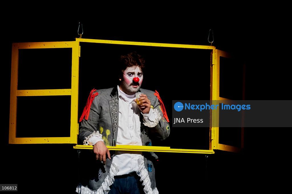 MEXICO CITY, MEXICO, OCTOBER 16, 2026: Members of Colombian company Átomos Teatro perform “¡Usted no me despide, yo renuncio!” (You Can't Fire Me, I Quit!) during the opening of the 13th International Clown Gathering at the Centro Cultural Helénico in Mexico City. The festival runs from October 16 to 25. Photo by Juan Pérez / JNA Press. (Photo by Juan Perez Puente/JNA Press via Nexpher Images)