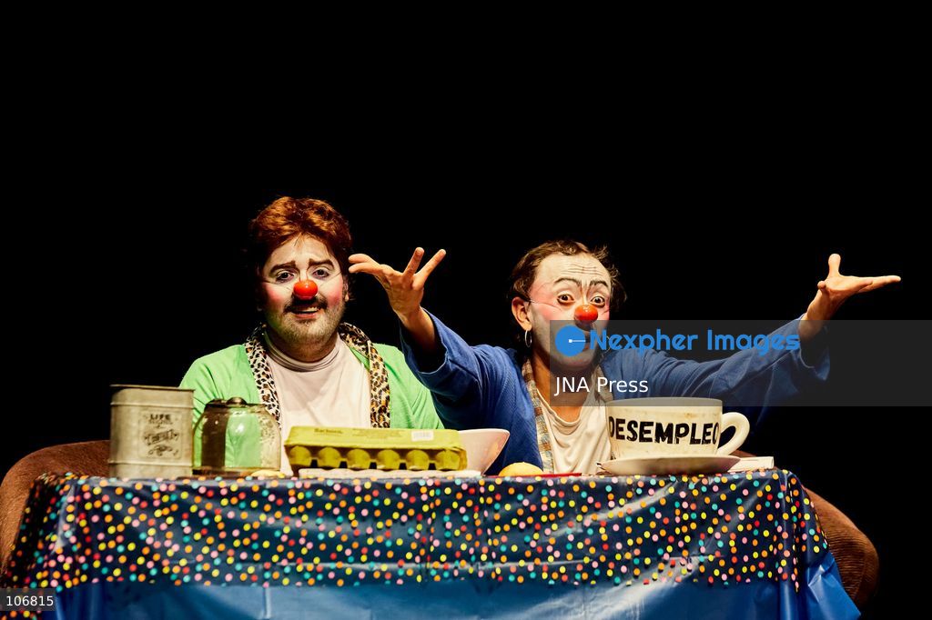 MEXICO CITY, MEXICO, OCTOBER 16, 2026: Members of Colombian company Átomos Teatro perform “¡Usted no me despide, yo renuncio!” (You Can't Fire Me, I Quit!) during the opening of the 13th International Clown Gathering at the Centro Cultural Helénico in Mexico City. The festival runs from October 16 to 25. Photo by Juan Pérez / JNA Press. (Photo by Juan Perez Puente/JNA Press via Nexpher Images)