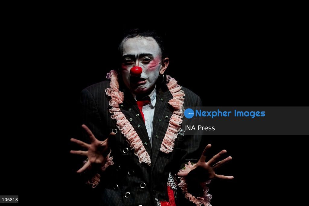 MEXICO CITY, MEXICO, OCTOBER 16, 2026: Members of Colombian company Átomos Teatro perform “¡Usted no me despide, yo renuncio!” (You Can't Fire Me, I Quit!) during the opening of the 13th International Clown Gathering at the Centro Cultural Helénico in Mexico City. The festival runs from October 16 to 25. Photo by Juan Pérez / JNA Press. (Photo by Juan Perez Puente/JNA Press via Nexpher Images)