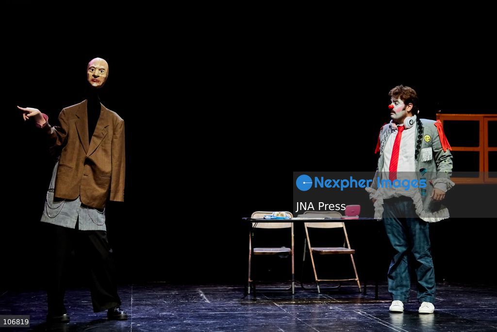 MEXICO CITY, MEXICO, OCTOBER 16, 2026: Members of Colombian company Átomos Teatro perform “¡Usted no me despide, yo renuncio!” (You Can't Fire Me, I Quit!) during the opening of the 13th International Clown Gathering at the Centro Cultural Helénico in Mexico City. The festival runs from October 16 to 25. Photo by Juan Pérez / JNA Press. (Photo by Juan Perez Puente/JNA Press via Nexpher Images)
