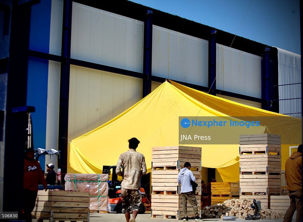 ANANTNAG, JAMMU AND KASHMIR, INDIA, OCTOBER 17, 2026: A cold storage facility in Anantnag, where refrigerated storage helps fruit growers preserve their produce and manage supplies beyond the harvest season. Apples are a major crop supporting Kashmir’s horticultural economy. Photo by Hilal Zargar / JNA Press. (Photo by Hilal Zargar/JNA Press via Nexpher Images)