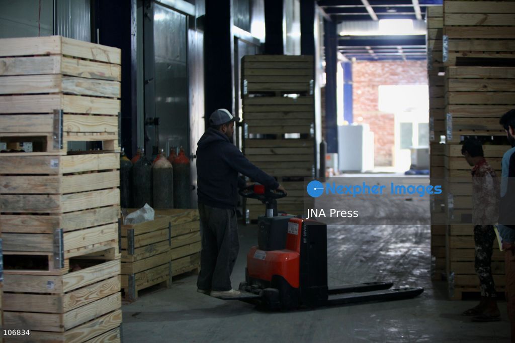 ANANTNAG, JAMMU AND KASHMIR, INDIA, OCTOBER 17, 2026: A cold storage facility in Anantnag, where refrigerated storage helps fruit growers preserve their produce and manage supplies beyond the harvest season. Apples are a major crop supporting Kashmir’s horticultural economy. Photo by Hilal Zargar / JNA Press. (Photo by Hilal Zargar/JNA Press via Nexpher Images)