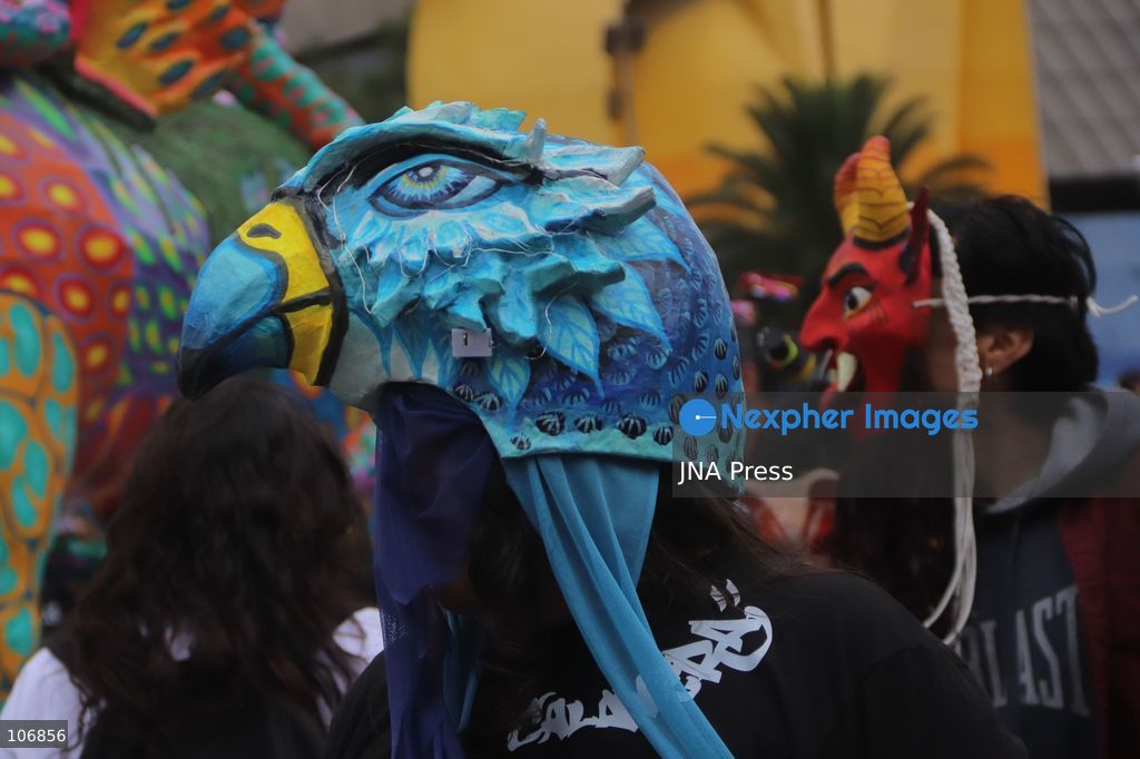MEXICO CITY, MEXICO, OCTOBER 17, 2026: Participants accompany giant sculptures of fantastical creatures during the 18th Monumental Alebrijes Parade along Paseo de la Reforma in Mexico City. Organised by the Museo de Arte Popular (MAP), the annual event celebrates Mexican folk art and traditional craftsmanship. Photo by Carlos Santiago / JNA Press. (Photo by Carlos Santiago/JNA Press via Nexpher Images)