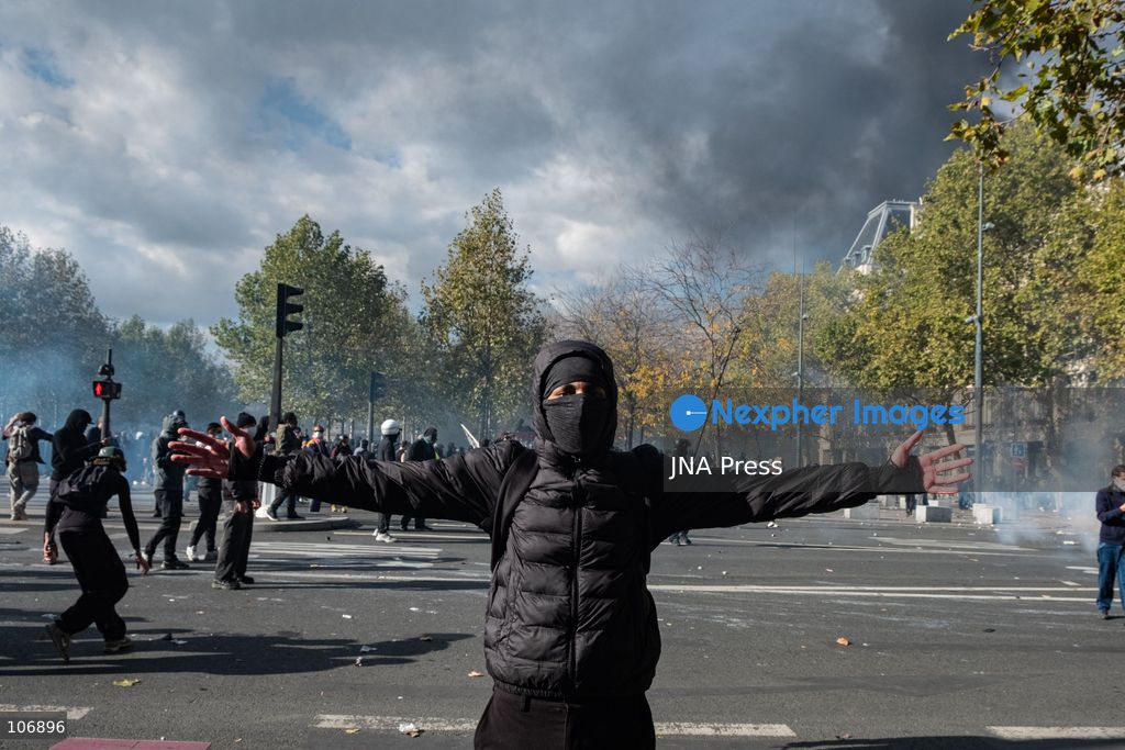 PARIS, FRANCE, OCTOBER 17, 2026: Demonstrators clash with riot police around Place de la République during protests involving high school students, Yellow Vest activists and other groups over education conditions and the high cost of living. Police use tear gas and water cannons during the confrontations. Photo by Camilla Baronetto / JNA Press. (Photo by Camilla Baronetto/JNA Press via Nexpher Images)
