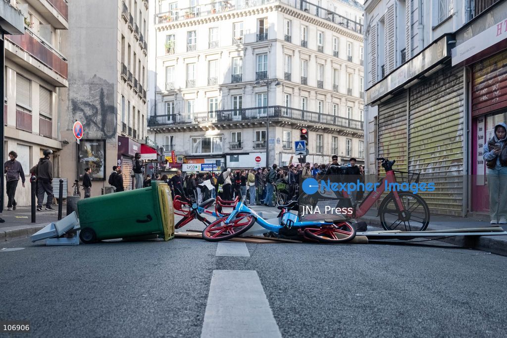 PARIS, FRANCE, OCTOBER 17, 2026: Demonstrators clash with riot police around Place de la République during protests involving high school students, Yellow Vest activists and other groups over education conditions and the high cost of living. Police use tear gas and water cannons during the confrontations. Photo by Camilla Baronetto / JNA Press. (Photo by Camilla Baronetto/JNA Press via Nexpher Images)