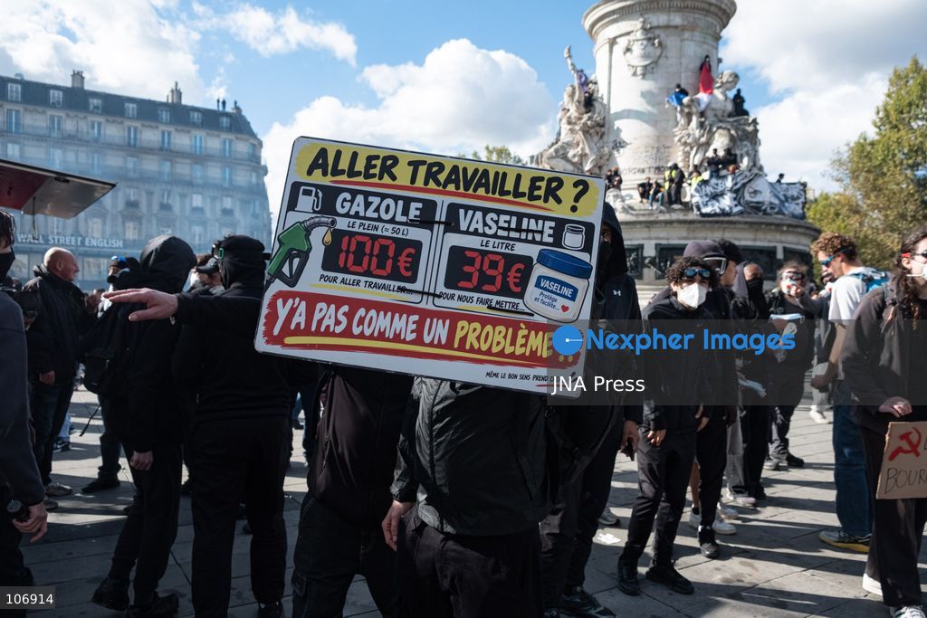 PARIS, FRANCE, OCTOBER 17, 2026: Demonstrators clash with riot police around Place de la République during protests involving high school students, Yellow Vest activists and other groups over education conditions and the high cost of living. Police use tear gas and water cannons during the confrontations. Photo by Camilla Baronetto / JNA Press. (Photo by Camilla Baronetto/JNA Press via Nexpher Images)