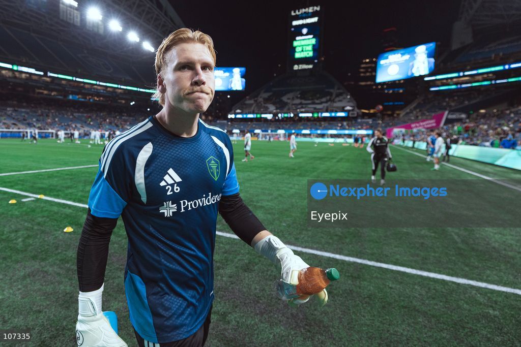 Andrew Thomas #26 of Seattle Sounders FC looks on during the MLS match between Sounders FC and CF Montréal at Lumen Field. on October 17, 2026 in Seattle, Washington. (Photo by Jules Doyle / Eyepix Group/Eyepix via Nexpher Images)