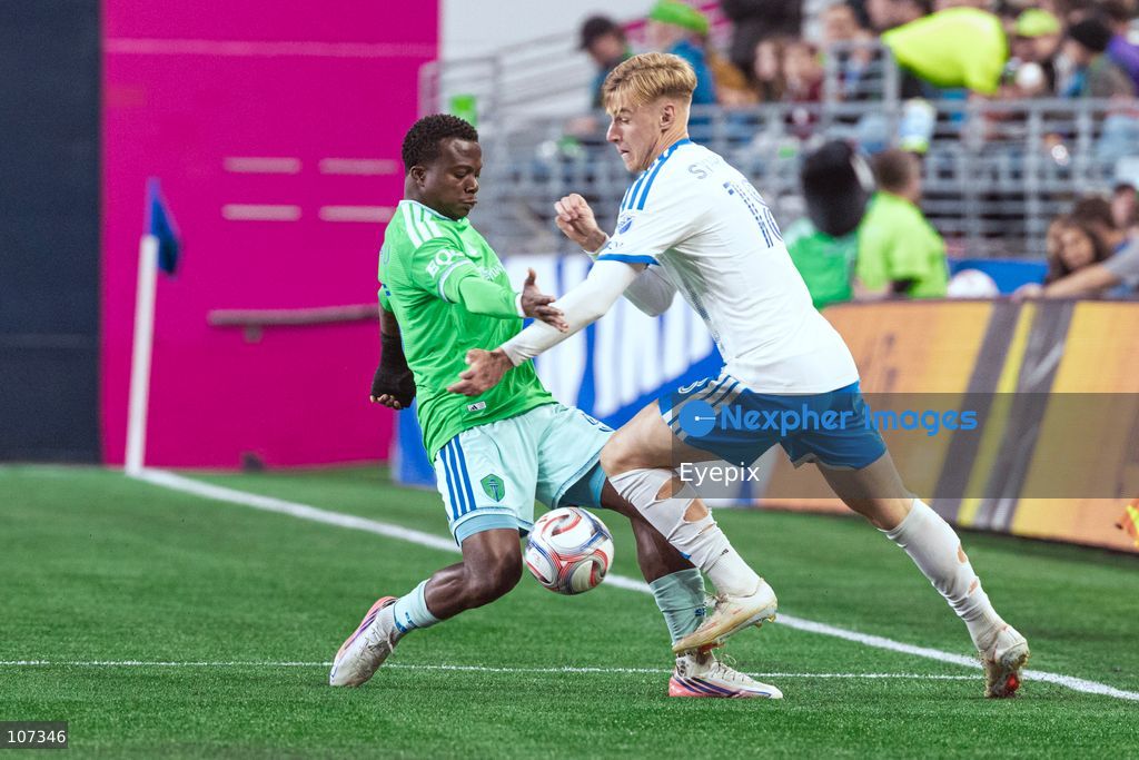 Nouhou Tolo #5 of Seattle Sounders FC and Hennadii Synchuk #18 of CF Montréal battle for the ball during the MLS match between Sounders FC and CF Montréal at Lumen Field. on October 17, 2026 in Seattle, Washington. (Photo by Jules Doyle / Eyepix Group/Eyepix via Nexpher Images)