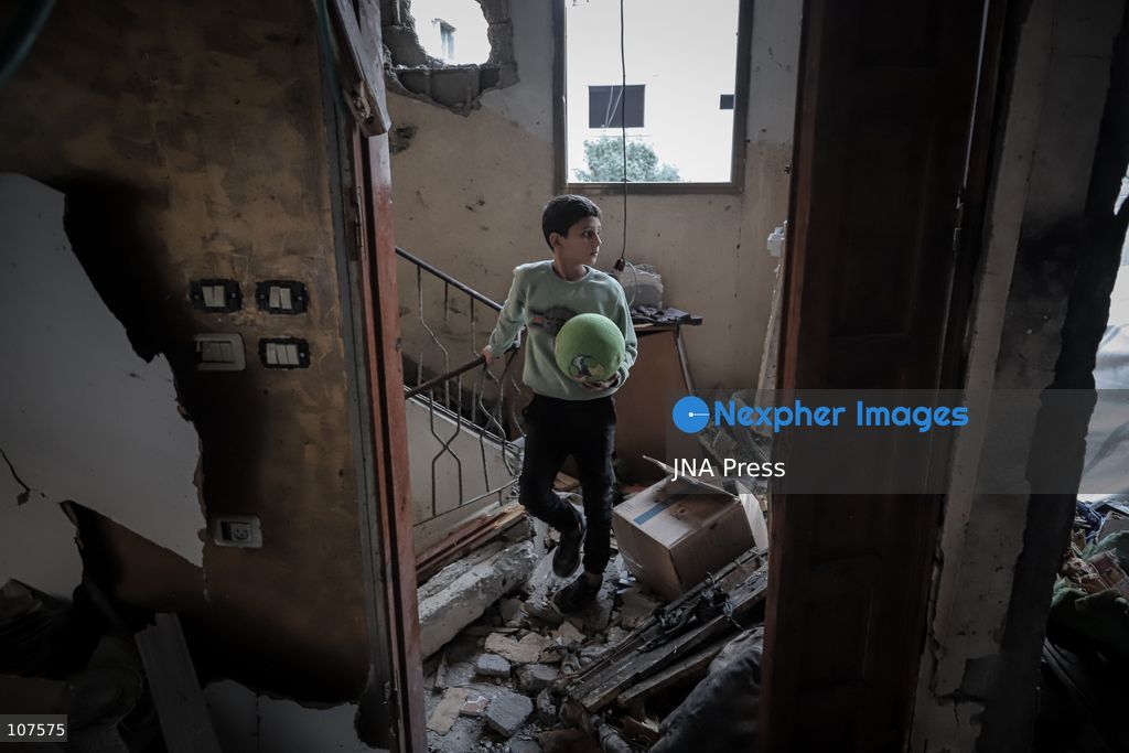 GAZA CITY, PALESTINE, OCTOBER 20, 2026: Palestinians inspect damage to a residential apartment following an Israeli airstrike in the Rimal neighbourhood of Gaza City. The early-morning strike killed Akram Yassin and his wife, according to medical sources. Skaik / JNA Press. (Photo by Mohammed M Skaik/JNA Press via Nexpher Images)