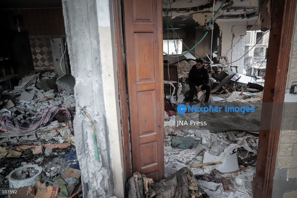 GAZA CITY, PALESTINE, OCTOBER 20, 2026: Palestinians inspect damage to a residential apartment following an Israeli airstrike in the Rimal neighbourhood of Gaza City. The early-morning strike killed Akram Yassin and his wife, according to medical sources. Skaik / JNA Press. (Photo by Mohammed M Skaik/JNA Press via Nexpher Images)