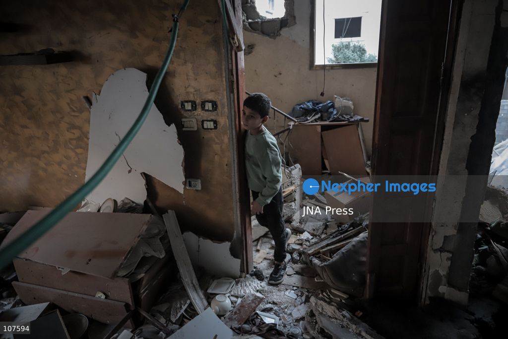 GAZA CITY, PALESTINE, OCTOBER 20, 2026: Palestinians inspect damage to a residential apartment following an Israeli airstrike in the Rimal neighbourhood of Gaza City. The early-morning strike killed Akram Yassin and his wife, according to medical sources. Skaik / JNA Press. (Photo by Mohammed M Skaik/JNA Press via Nexpher Images)