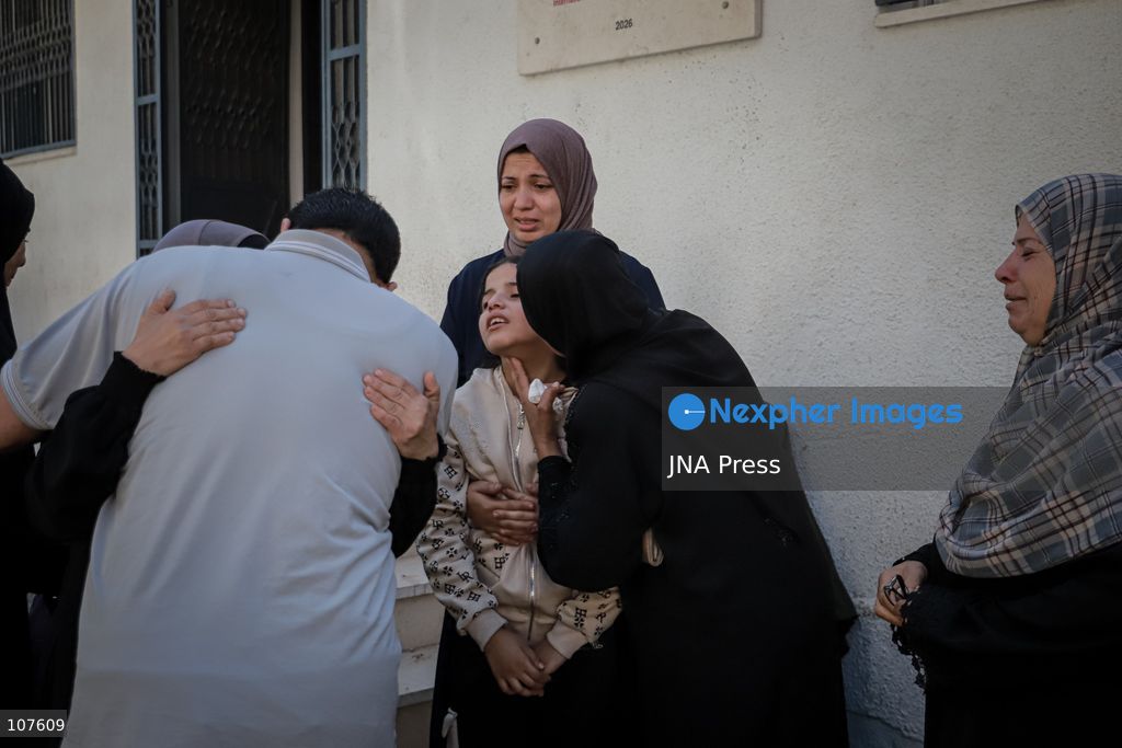 GAZA, PALESTINE - OCTOBER 20, 2026: Dima Yassin, 10, bids farewell to her parents, who were killed in an Israeli airstrike that targeted their residential apartment in western Gaza City. Skaik / JNA PRESS (Photo by Mohammed M Skaik/JNA Press via Nexpher Images)