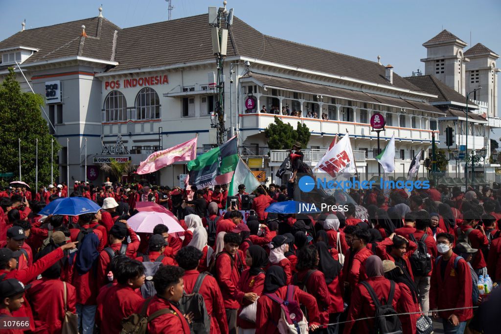 YOGYAKARTA, INDONESIA - OCTOBER 20, 2026: Students gather at the Special Region of Yogyakarta (DIY) Regional People's Representative Council (DPRD) building during a protest against the central government, which has been in office for two years. Students from Muhammadiyah University of Yogyakarta (UMY) later marched to the Zero Kilometer Point in Yogyakarta to voice criticism of government policies they consider controversial and harmful to people's lives. (Photo by Topen Anggara Saputra/JNA Press via Nexpher Images)