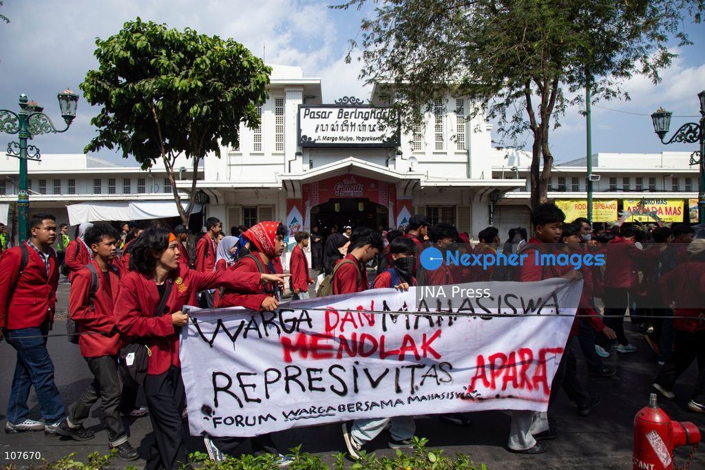 YOGYAKARTA, INDONESIA - OCTOBER 20, 2026: Students gather at the Special Region of Yogyakarta (DIY) Regional People's Representative Council (DPRD) building during a protest against the central government, which has been in office for two years. Students from Muhammadiyah University of Yogyakarta (UMY) later marched to the Zero Kilometer Point in Yogyakarta to voice criticism of government policies they consider controversial and harmful to people's lives. (Photo by Topen Anggara Saputra/JNA Press via Nexpher Images)