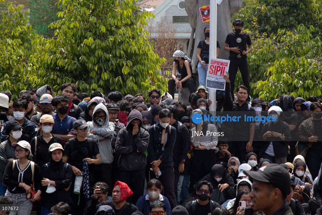 YOGYAKARTA, INDONESIA - OCTOBER 20, 2026: Students gather at the Special Region of Yogyakarta (DIY) Regional People's Representative Council (DPRD) building during a protest against the central government, which has been in office for two years. Students from Muhammadiyah University of Yogyakarta (UMY) later marched to the Zero Kilometer Point in Yogyakarta to voice criticism of government policies they consider controversial and harmful to people's lives. (Photo by Topen Anggara Saputra/JNA Press via Nexpher Images)