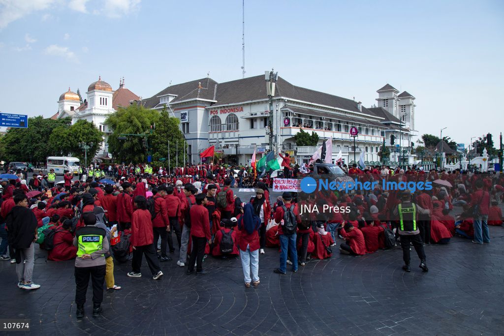 YOGYAKARTA, INDONESIA - OCTOBER 20, 2026: Students gather at the Special Region of Yogyakarta (DIY) Regional People's Representative Council (DPRD) building during a protest against the central government, which has been in office for two years. Students from Muhammadiyah University of Yogyakarta (UMY) later marched to the Zero Kilometer Point in Yogyakarta to voice criticism of government policies they consider controversial and harmful to people's lives. (Photo by Topen Anggara Saputra/JNA Press via Nexpher Images)