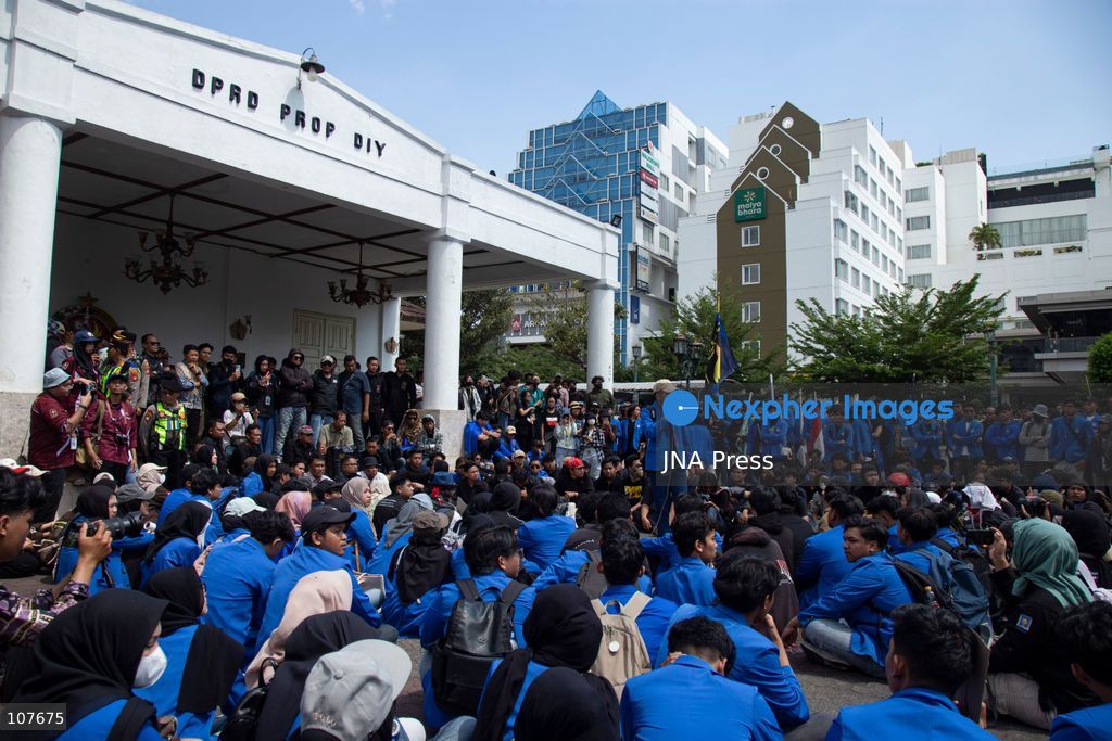 YOGYAKARTA, INDONESIA - OCTOBER 20, 2026: Students gather at the Special Region of Yogyakarta (DIY) Regional People's Representative Council (DPRD) building during a protest against the central government, which has been in office for two years. Students from Muhammadiyah University of Yogyakarta (UMY) later marched to the Zero Kilometer Point in Yogyakarta to voice criticism of government policies they consider controversial and harmful to people's lives. (Photo by Topen Anggara Saputra/JNA Press via Nexpher Images)