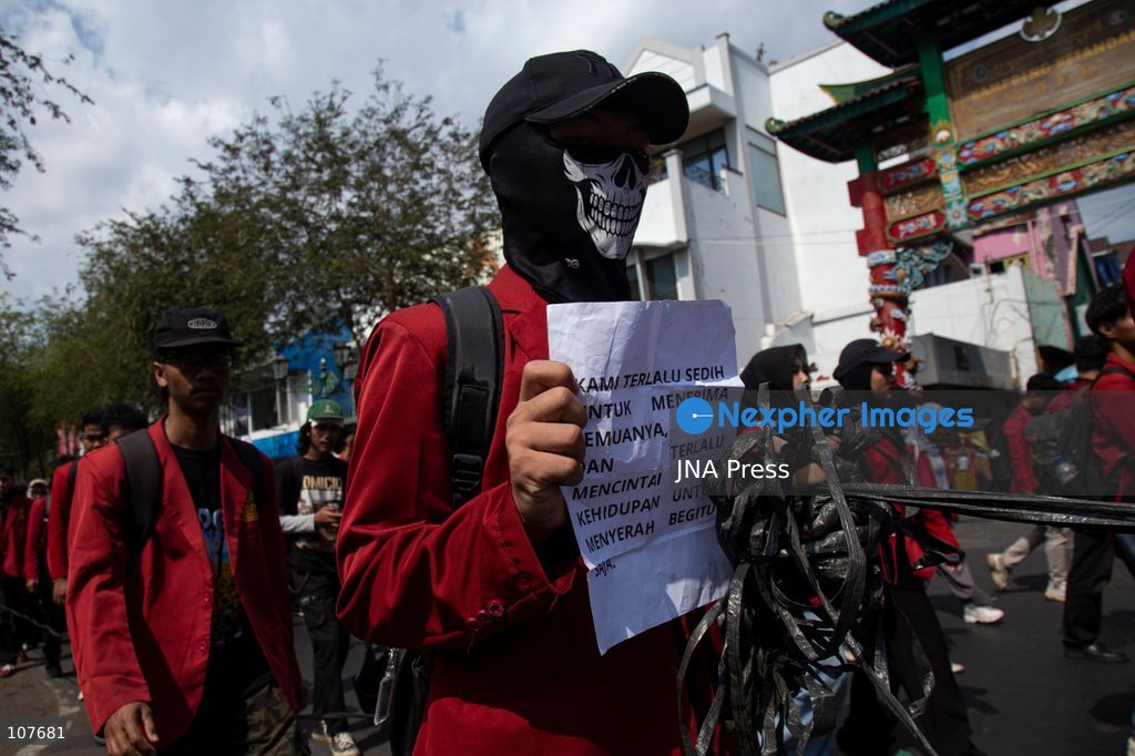 YOGYAKARTA, INDONESIA - OCTOBER 20, 2026: Students gather at the Special Region of Yogyakarta (DIY) Regional People's Representative Council (DPRD) building during a protest against the central government, which has been in office for two years. Students from Muhammadiyah University of Yogyakarta (UMY) later marched to the Zero Kilometer Point in Yogyakarta to voice criticism of government policies they consider controversial and harmful to people's lives. (Photo by Topen Anggara Saputra/JNA Press via Nexpher Images)