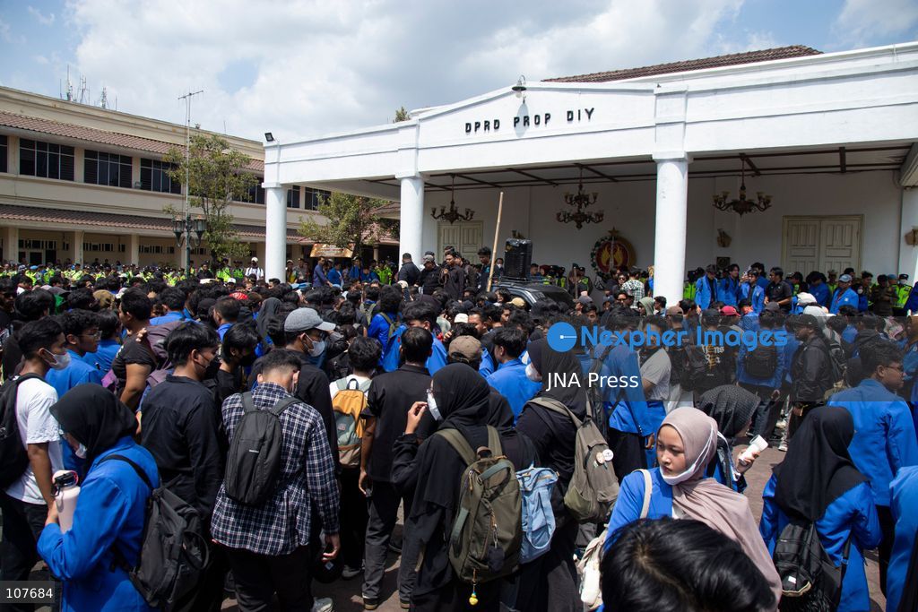 YOGYAKARTA, INDONESIA - OCTOBER 20, 2026: Students gather at the Special Region of Yogyakarta (DIY) Regional People's Representative Council (DPRD) building during a protest against the central government, which has been in office for two years. Students from Muhammadiyah University of Yogyakarta (UMY) later marched to the Zero Kilometer Point in Yogyakarta to voice criticism of government policies they consider controversial and harmful to people's lives. (Photo by Topen Anggara Saputra/JNA Press via Nexpher Images)