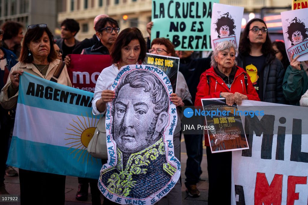 MADRID, SPAIN, OCTOBER 20, 2026: Argentines living in Spain and other demonstrators gather in Plaza de Callao to protest against Argentine President Javier Milei’s visit to Madrid. Organised by Argentina Soberana, the rally expresses opposition to his government’s economic and social policies. Carvajal / JNA Press. (Photo by C. Carvajal/JNA Press via Nexpher Images)