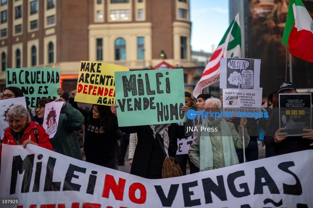MADRID, SPAIN, OCTOBER 20, 2026: Argentines living in Spain and other demonstrators gather in Plaza de Callao to protest against Argentine President Javier Milei’s visit to Madrid. Organised by Argentina Soberana, the rally expresses opposition to his government’s economic and social policies. Carvajal / JNA Press. (Photo by C. Carvajal/JNA Press via Nexpher Images)