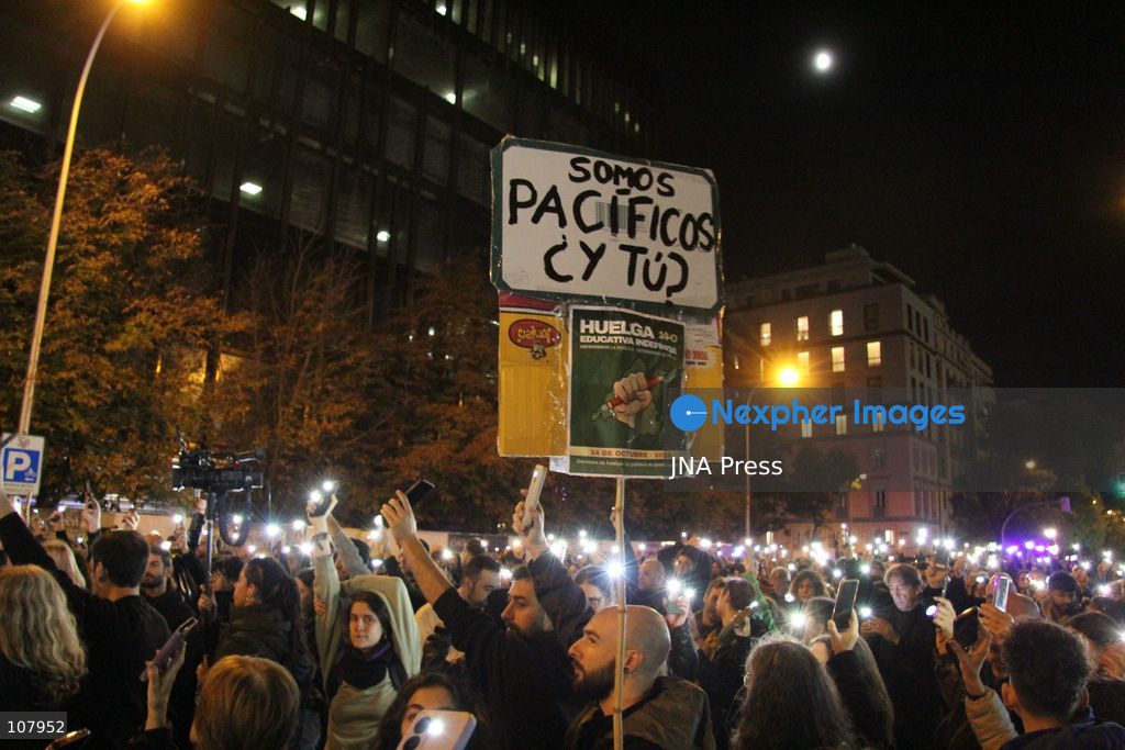 MADRID, SPAIN, OCTOBER 20, 2026: Teachers demonstrate against police interventions during previous education protests in Madrid. The march takes place amid an indefinite public education strike demanding better working conditions and increased resources for schools. (Photo by Alejandro Daniel Arnautu/JNA Press via Nexpher Images)