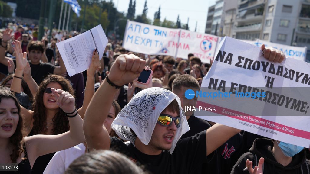 ATHENS, GREECE, OCTOBER 21, 2026: Students and educators march through central Athens towards the Greek Parliament during nationwide education protests and teachers’ strike action. Demonstrators demand increased public education funding, improved school facilities, smaller classes and higher teachers’ salaries, while opposing education privatisation. (Photo by Vedat Yeler/JNA Press via Nexpher Images)