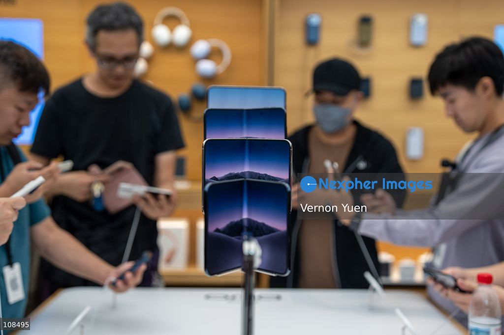 iPhone DUO on display at an Apple Store on October 22, 2026 in Hong Kong. The iPhone DUO is Apple INC.’s first foldable phone, today is the first day the new iPhone DUO is available to the public. (Photo by Vernon Yuen/Nexpher Images)