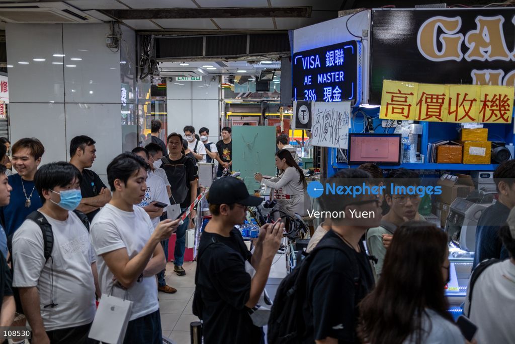 A iPhone Resellers store at Sin Tat Plaza, a popular iPhone location for phone resellers on October 22, 2026 in Hong Kong. The iPhone DUO is Apple INC.’s first foldable phone, today is the first day the new iPhone DUO is available to the public. (Photo by Vernon Yuen/Nexpher Images)