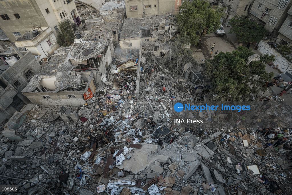 NUSEIRAT, PALESTINE, OCTOBER 23, 2026: Destruction at the site of the Hamad family home following an Israeli airstrike in Nuseirat refugee camp in the central Gaza Strip. The strike destroyed the house and damaged neighbouring homes, leaving rubble across the surrounding residential area. (Photo by Ramzi Abu Amer/JNA Press via Nexpher Images)