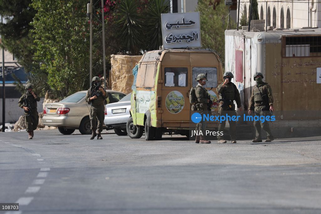 HEBRON, PALESTINE, OCTOBER 23, 2026: Israeli forces raid homes belonging to the al-Jaaba family following a shooting attack at a military checkpoint at the entrance to Hebron in the occupied West Bank. The raids come as Israeli forces close entrances to the city and conduct searches following the attack earlier in the day. (Photo by Mosab shawer/JNA Press via Nexpher Images)