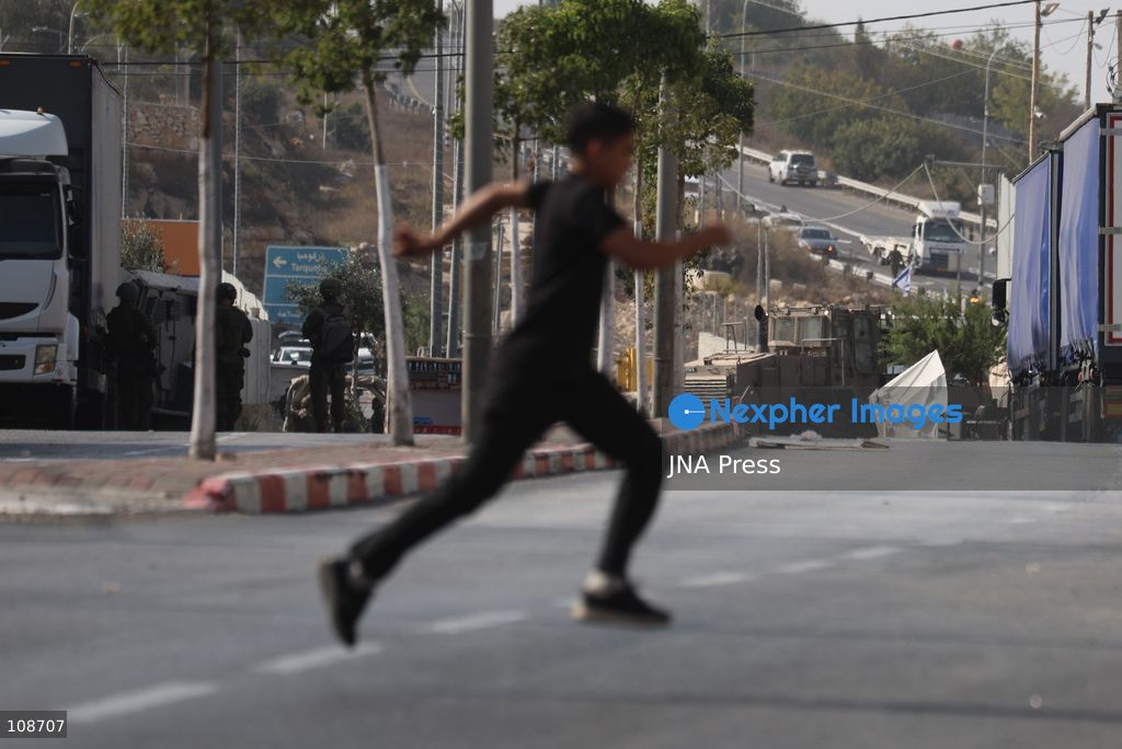 HEBRON, PALESTINE, OCTOBER 23, 2026: Israeli forces raid homes belonging to the al-Jaaba family following a shooting attack at a military checkpoint at the entrance to Hebron in the occupied West Bank. The raids come as Israeli forces close entrances to the city and conduct searches following the attack earlier in the day. (Photo by Mosab shawer/JNA Press via Nexpher Images)