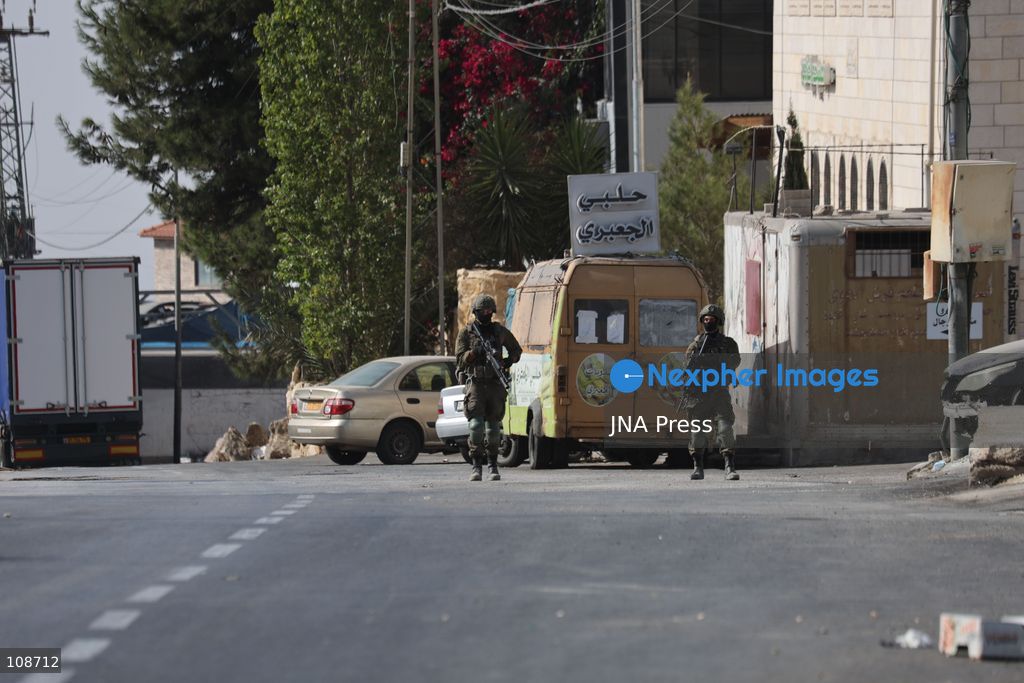 HEBRON, PALESTINE, OCTOBER 23, 2026: Israeli forces raid homes belonging to the al-Jaaba family following a shooting attack at a military checkpoint at the entrance to Hebron in the occupied West Bank. The raids come as Israeli forces close entrances to the city and conduct searches following the attack earlier in the day. (Photo by Mosab shawer/JNA Press via Nexpher Images)