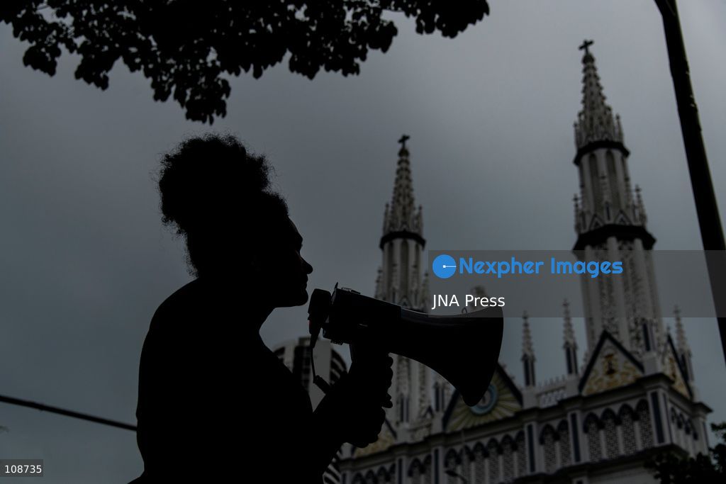 PANAMA CITY, PANAMA, OCTOBER 23, 2026: Demonstrators rally in solidarity with people affected by conflict and human rights abuses in the Democratic Republic of the Congo. Participants call for a boycott of Apple products and greater accountability from technology companies over alleged links between mineral supply chains, exploitation and violence in the country. (Photo by Andrés Trujillo/JNA Press via Nexpher Images)