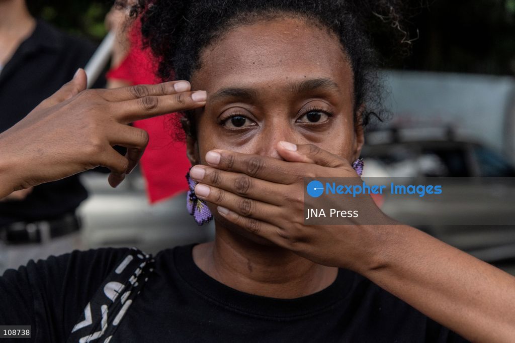 PANAMA CITY, PANAMA, OCTOBER 23, 2026: Demonstrators rally in solidarity with people affected by conflict and human rights abuses in the Democratic Republic of the Congo. Participants call for a boycott of Apple products and greater accountability from technology companies over alleged links between mineral supply chains, exploitation and violence in the country. (Photo by Andrés Trujillo/JNA Press via Nexpher Images)