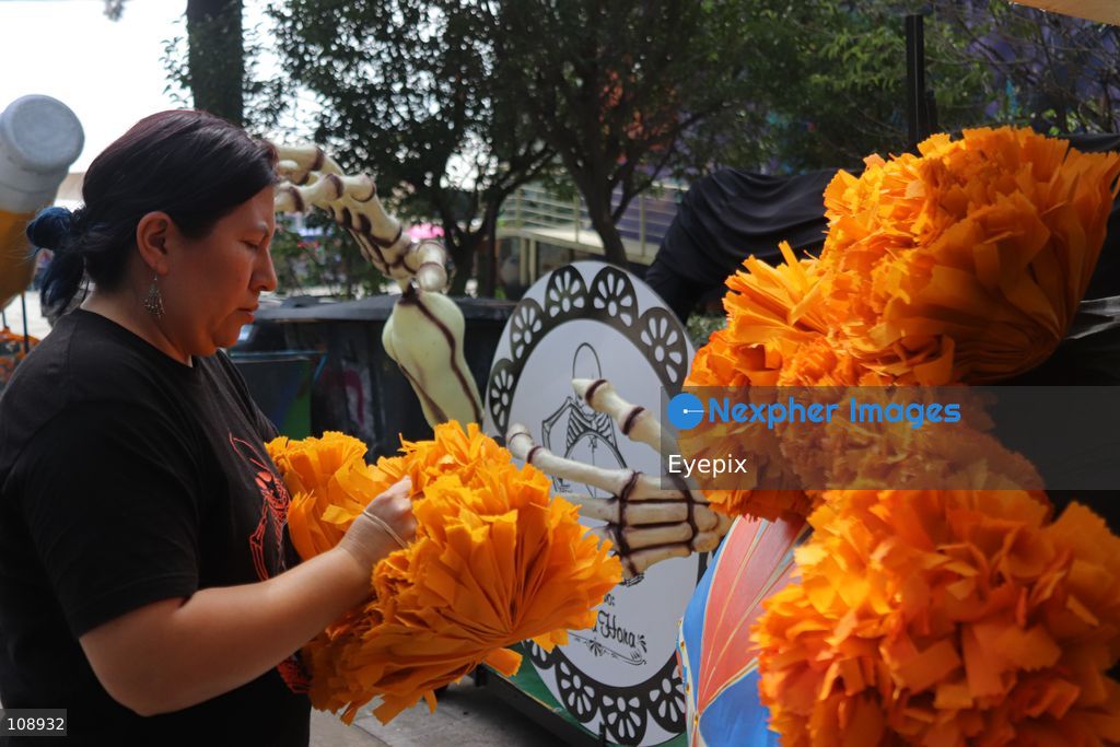 An Artisan member of the Última Hora collective manufacturing papier-mâché and metallic structures to build an allegorical float inspired by the classic Mexican song 'El panadero con el pan' ahead of Mexico City’s upcoming Day of the Dead parade, at the Faro de Oriente workshops in Iztapalapa. The annual cultural celebration brings together community artists and creators to showcase traditional Mexican folklore. on October 24, 2026 in Mexico City, Mexico. (Photo by Carlos Santiago/ Eyepix Group/Eyepix via Nexpher Images)