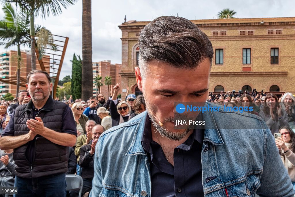 BARCELONA, SPAIN, OCTOBER 24, 2026: The candidates of ERC and Podemos for the general elections, Gabriel Rufián and Irene Montero, have launched their alliance in a joint event of both parties this Saturday in Barcelona. (Photo by Miguel Galmés/JNA Press via Nexpher Images)