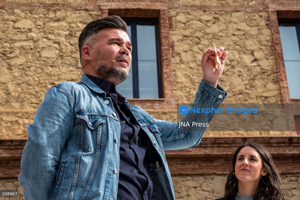 BARCELONA, SPAIN, OCTOBER 24, 2026: The candidates of ERC and Podemos for the general elections, Gabriel Rufián and Irene Montero, have launched their alliance in a joint event of both parties this Saturday in Barcelona. (Photo by Miguel Galmés/JNA Press via Nexpher Images)