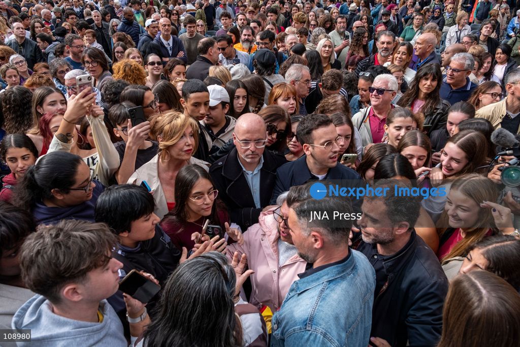 BARCELONA, SPAIN, OCTOBER 24, 2026: The candidates of ERC and Podemos for the general elections, Gabriel Rufián and Irene Montero, have launched their alliance in a joint event of both parties this Saturday in Barcelona. (Photo by Miguel Galmés/JNA Press via Nexpher Images)