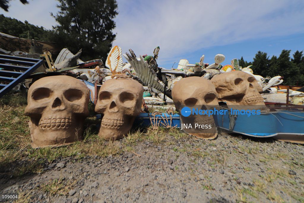 MEXICO CITY, MEXICO, OCTOBER 24, 2026: Members of the Última Hora collective work on “El Panadero con el Pan,” a float being built at FARO de Oriente in Iztapalapa for Mexico City’s Day of the Dead parade. The artists prepare the structure and decorative elements ahead of the annual celebration. (Photo by Carlos Santiago/JNA Press via Nexpher Images)