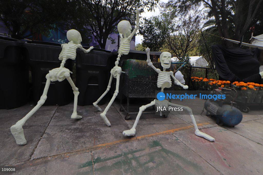 MEXICO CITY, MEXICO, OCTOBER 24, 2026: Members of the Última Hora collective work on “El Panadero con el Pan,” a float being built at FARO de Oriente in Iztapalapa for Mexico City’s Day of the Dead parade. The artists prepare the structure and decorative elements ahead of the annual celebration. (Photo by Carlos Santiago/JNA Press via Nexpher Images)