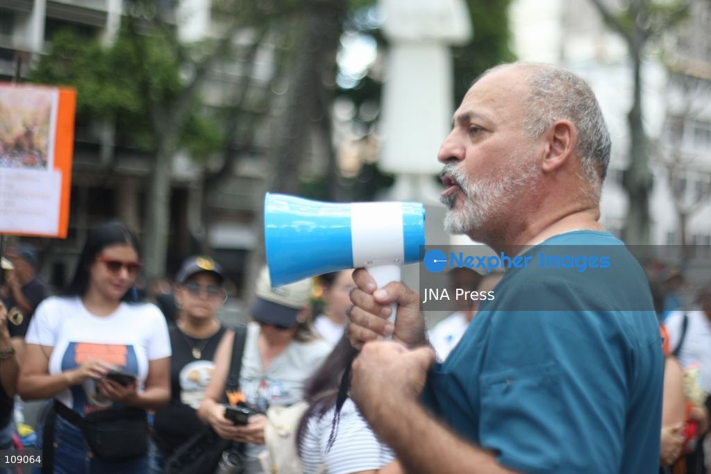 CARACAS, VENEZUELA, OCTOBER 24, 2026: Animal rights activists demonstrate in Caracas, calling for stronger legislation against animal abuse and justice for animals harmed or killed across Venezuela. Participants demand tougher penalties for offenders and greater action by authorities to investigate complaints and protect animals. (Photo by Moisés Quintero/JNA Press via Nexpher Images)