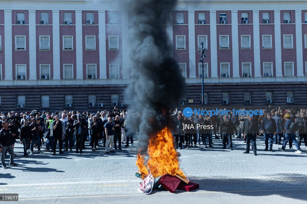 TIRANA, ALBANIA, OCTOBER 24, 2026: Demonstrators gather in central Tirana as students join a wider anti-government protest demanding Prime Minister Edi Rama’s resignation. The mobilisation brings together students, university professors and opposition supporters calling for increased education funding and greater political accountability. (Photo by Konstantinos Zilos/JNA Press via Nexpher Images)