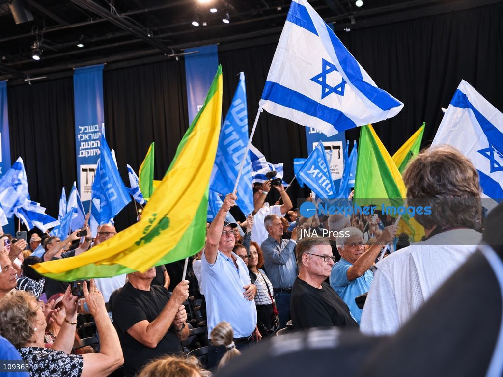TEL AVIV, ISRAEL – OCTOBER 25, 2026: Gadi Eisenkot, leader of the Yashar party and former IDF Chief of Staff, attends the party's final election campaign rally under the slogan "This Time, Eisenkot" at Hangar 11 in Tel Aviv, ahead of Israel's parliamentary elections on October 27, 2026. (Photo by Paulina Patimer/JNA Press via Nexpher Images)