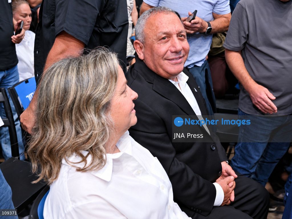TEL AVIV, ISRAEL – OCTOBER 25, 2026: Gadi Eisenkot, leader of the Yashar party and former IDF Chief of Staff, attends the party's final election campaign rally under the slogan "This Time, Eisenkot" at Hangar 11 in Tel Aviv, ahead of Israel's parliamentary elections on October 27, 2026. (Photo by Paulina Patimer/JNA Press via Nexpher Images)