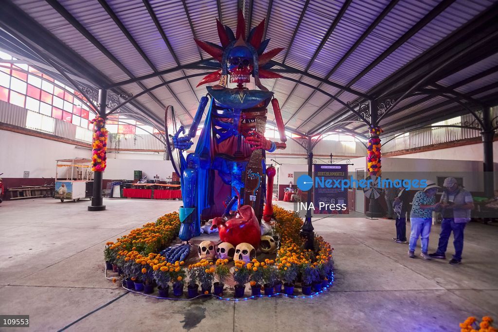 ATLIXCO DE MÚGICA Y OSORIO, PUEBLA, MEXICO – OCTOBER 25, 2026: A monumental Catrina, a large-scale skeletal figure, is displayed in Atlixco during the sixth edition of the "Valley of the Catrinas" (Valle de las Catrinas) festival. These figures represent deities and characters from the pre-Hispanic worldview of Mexico’s indigenous cultures. (Photo by Juan Perez Puente/JNA Press via Nexpher Images)