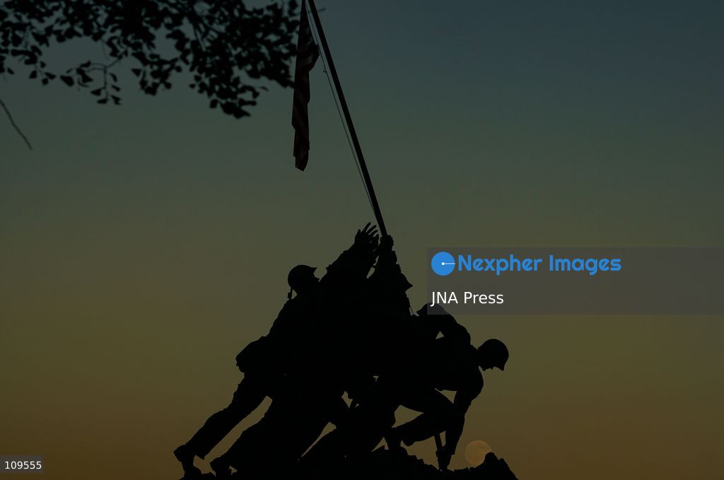 WASHINGTON, D.C., UNITED STATES - OCTOBER 25, 2026: Full Moon seen during the Full Hunter's Moon in Washington, D.C., United States. (Photo by Ariel PeÃ±a/JNA Press via Nexpher Images)