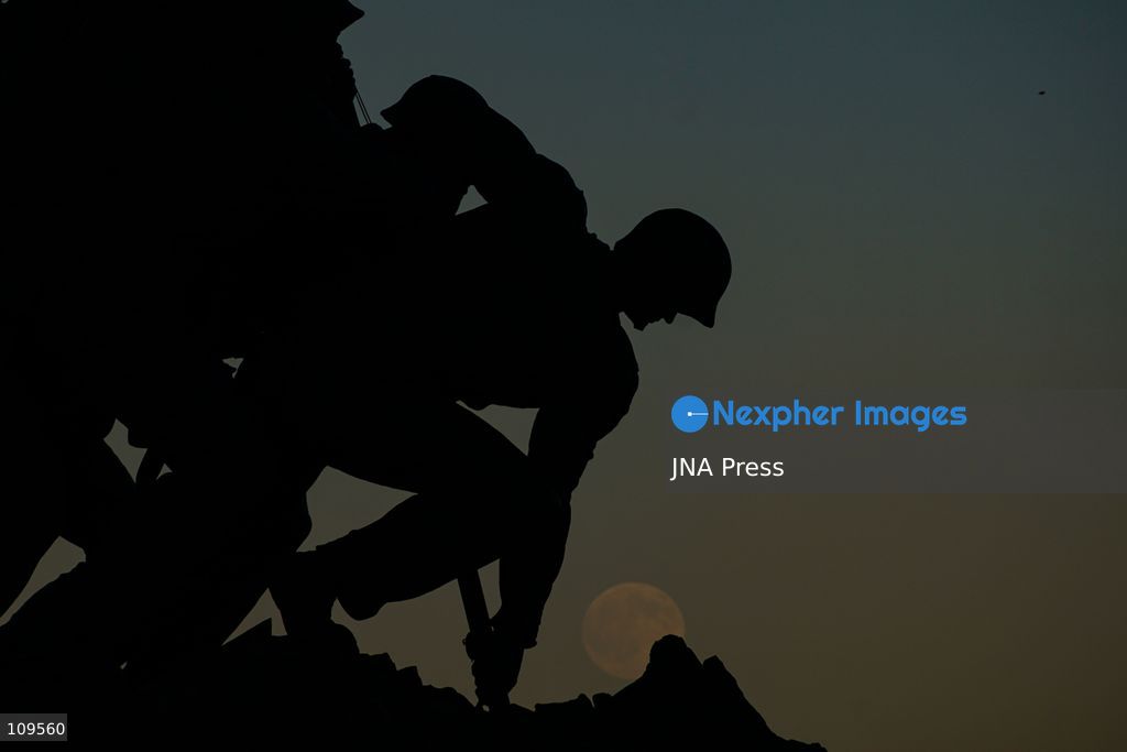 WASHINGTON, D.C., UNITED STATES - OCTOBER 25, 2026: Full Moon seen during the Full Hunter's Moon in Washington, D.C., United States. (Photo by Ariel Peña/JNA Press via Nexpher Images)